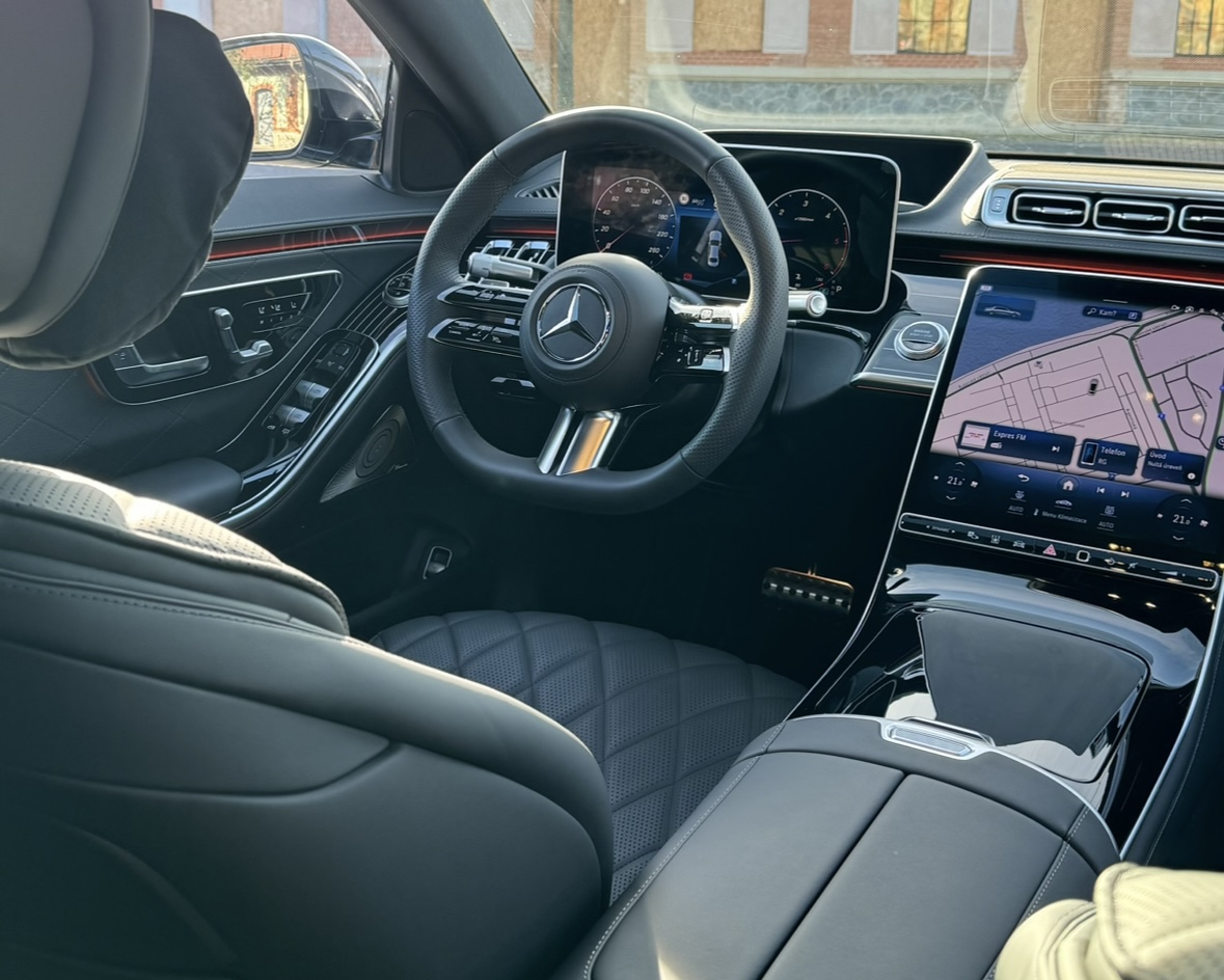 Mercedes S 400d 4matic AMG LONG | české ojeté auto | skladem | černá s černou kůží | maximální výbava | VIP sleva | nákup online | AUTOiBUY.com